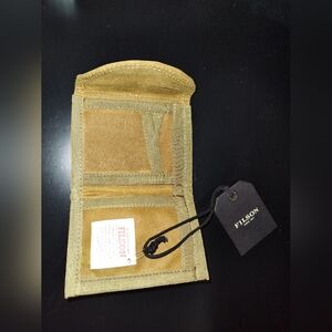 Filson Smokejumper Wallet Dark Tan. Item #20236230 Discontinued Model. NWT.